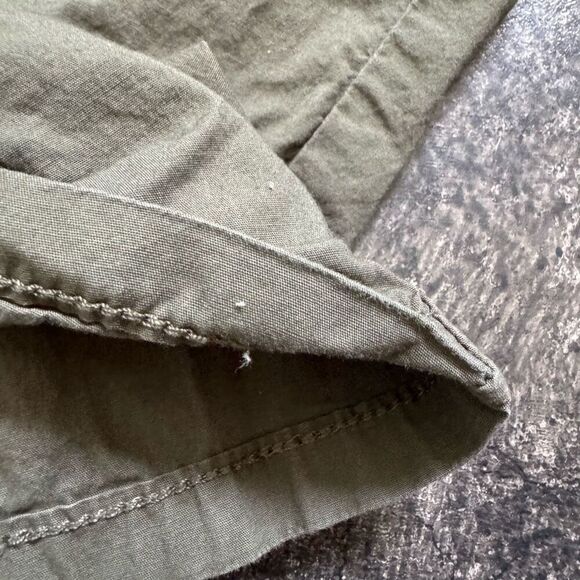 Torrid Women’s Lightweight Pants Size 4 Feel The Fit Green Measures 48 Waist - Picture 4 of 13